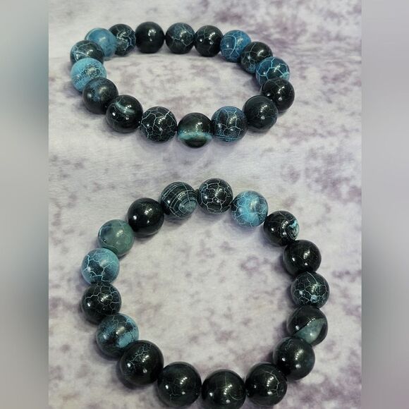 Blue Agate Beaded Bracelet - Picture 3 of 13